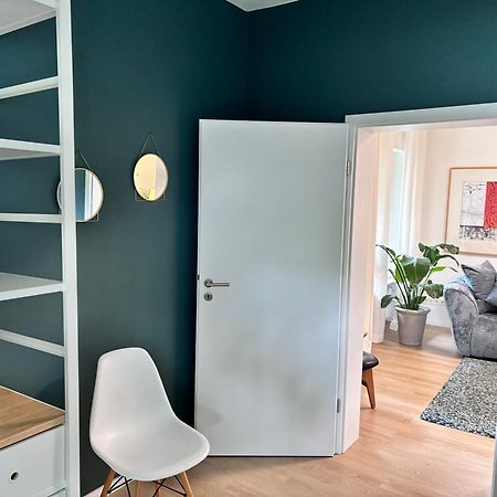 Raum2Go - No1 Modernes Ruhiges 2-Schlafzimmer Apartment City & Park วิสบาเดน ภายนอก รูปภาพ